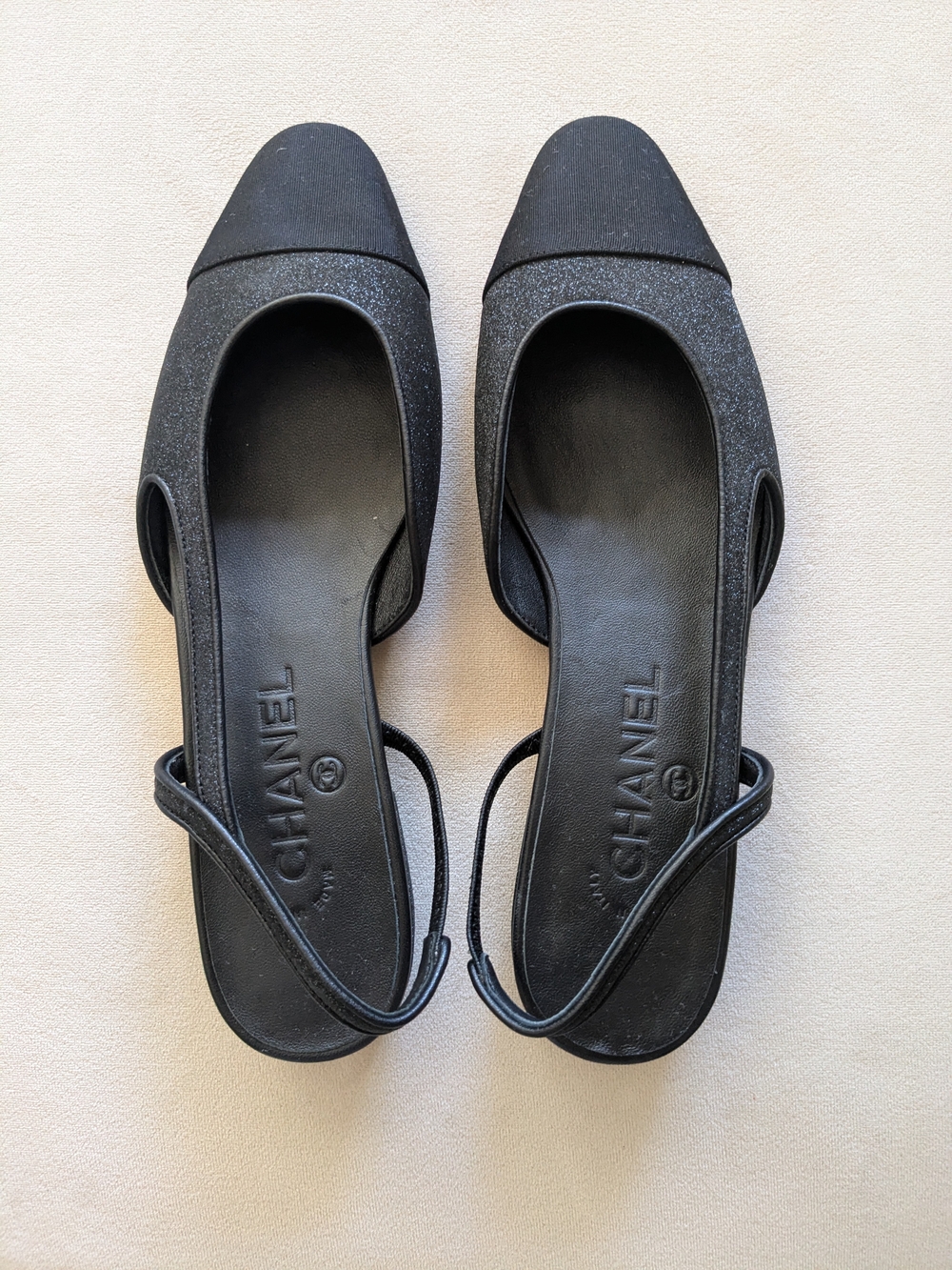 NEW CHANEL Black Slingback Ballet Flats - 38.5